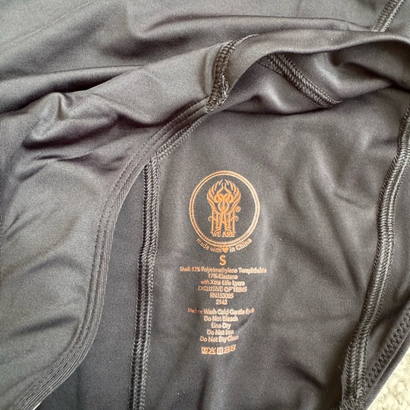 We are "HOT AS HELL" (HAH) by Free People Gloves off Rashguard - Picture 12 of 12